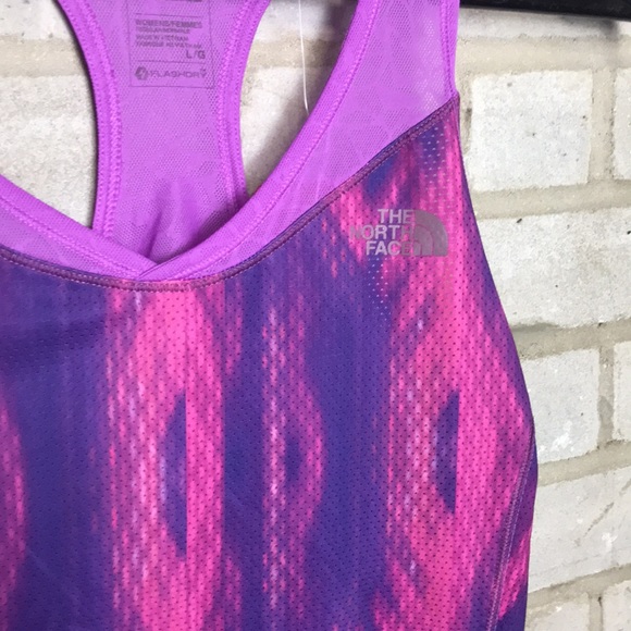 The North Face Runagade Tank Top NWT - Picture 2 of 9